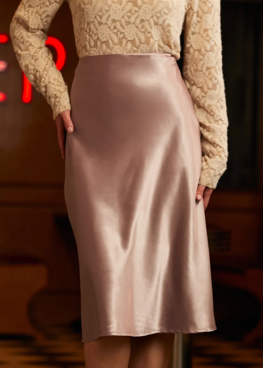 A Little Love Bias Midi Skirt Desert Rose Online