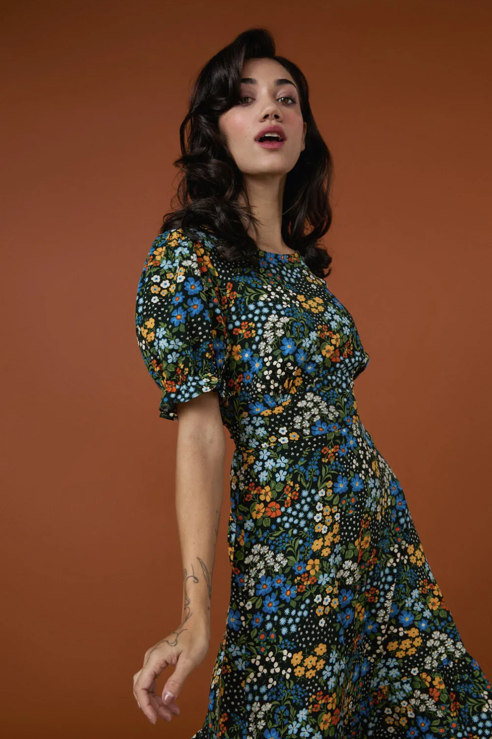 Ada 90's Floral Midi Dress Online