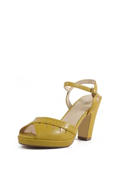 Aria Retro Heels Online