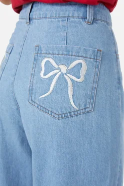Beautiful Bows Embroidered Jean Hot