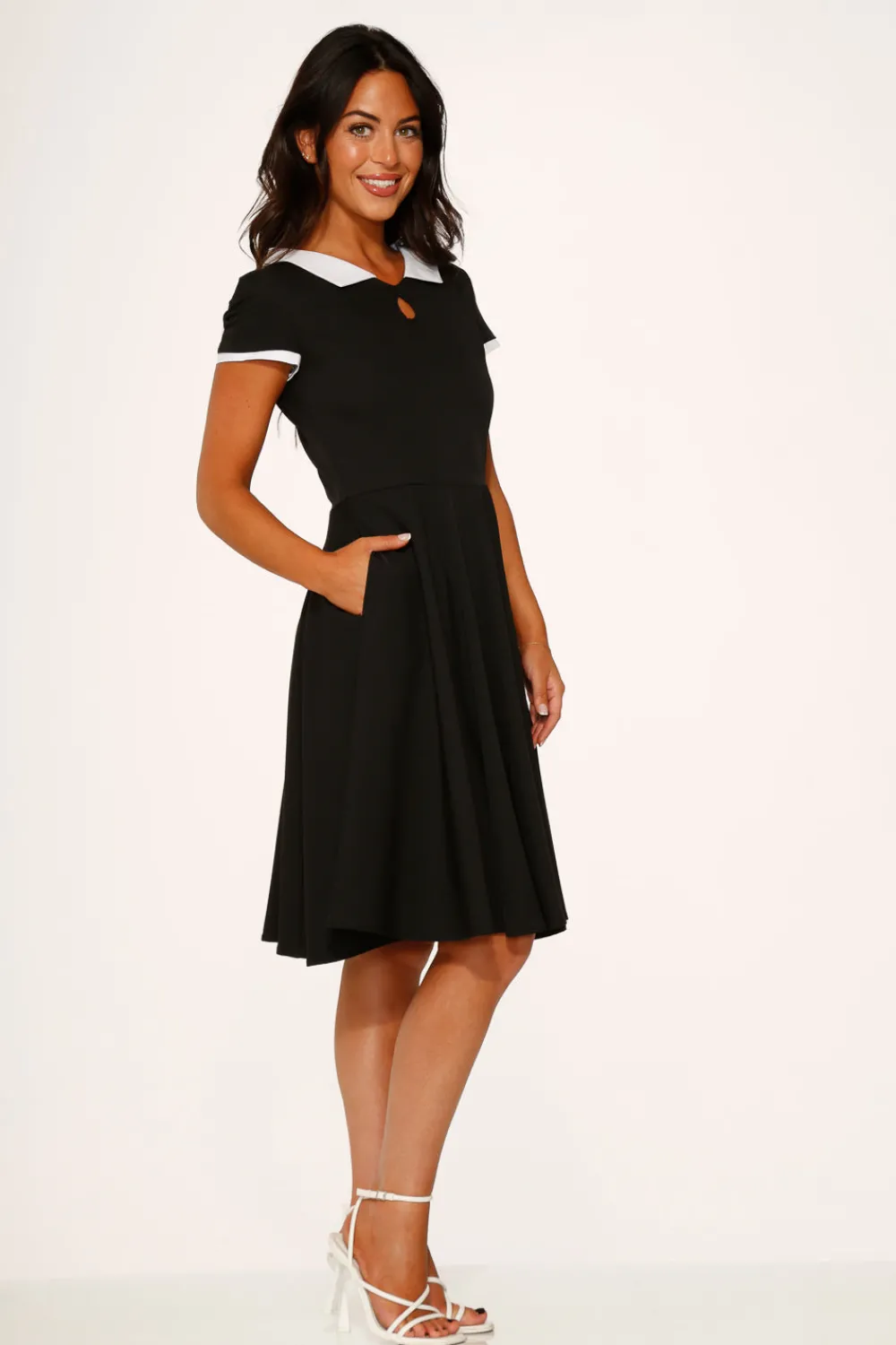 Black & White Keyhole Swing Dress Best