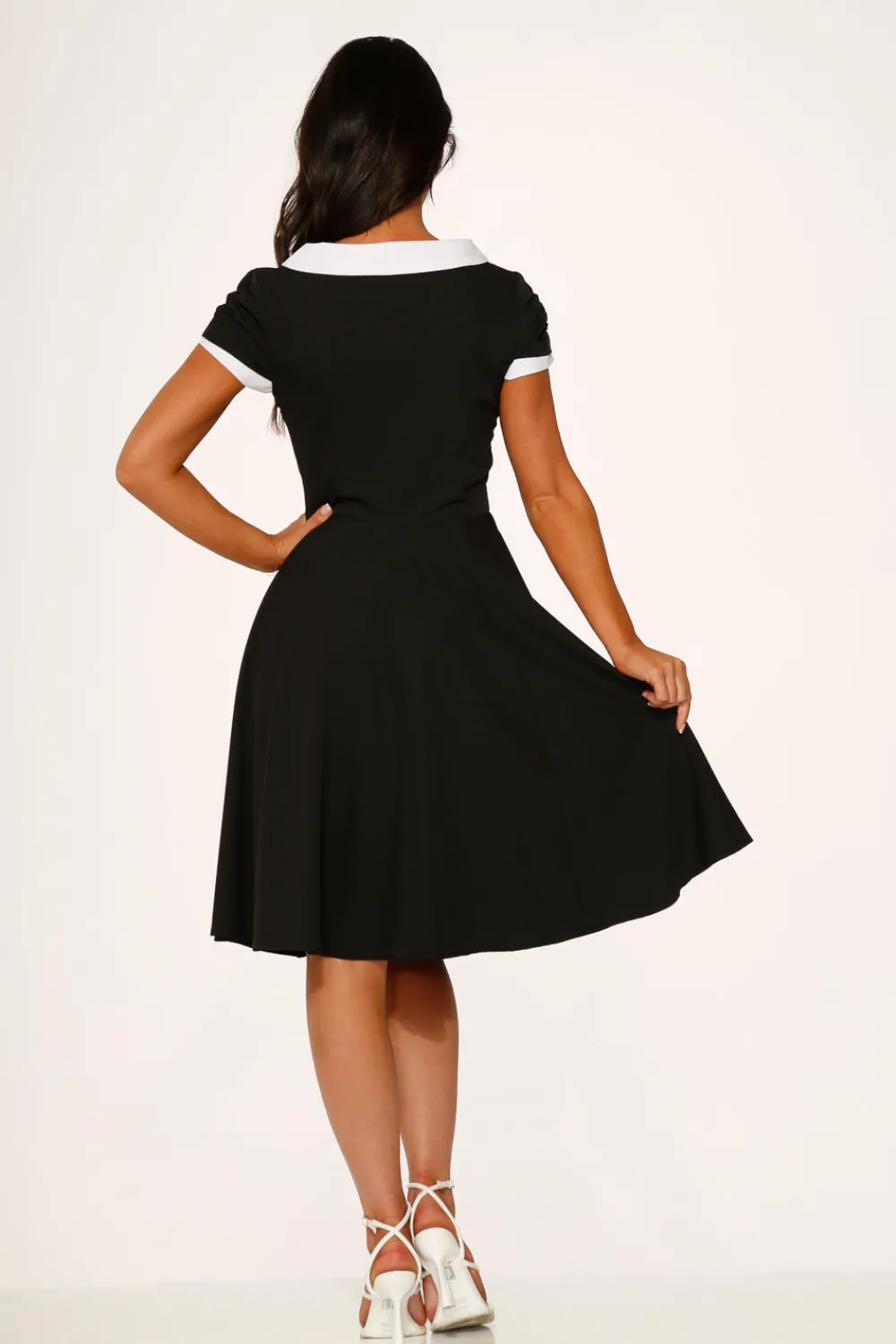 Black & White Keyhole Swing Dress Best