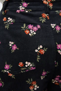 Charlotte Jean Online