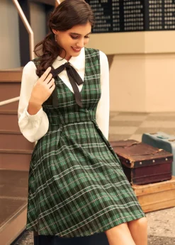 BTC Cute as a Nutmeg Fit & Flare Dress Emerald Tartan