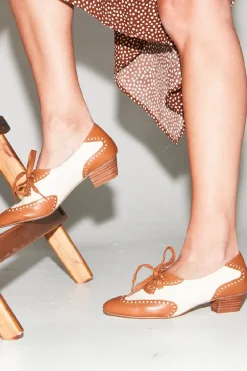 Demi Vintage Saddle Shoes Outlet