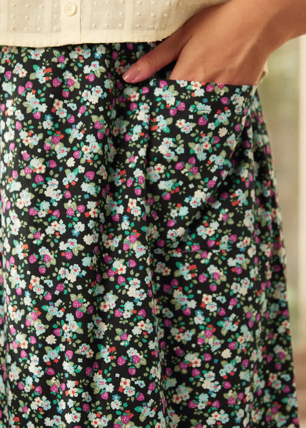 BTC Field of Dreams Maxi Skirt Strawberry