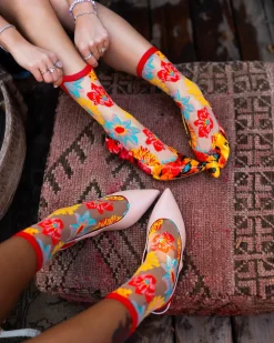 Flower Power Sheer Crew Sock Hot