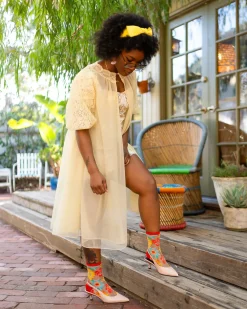 Flower Power Sheer Crew Sock Hot