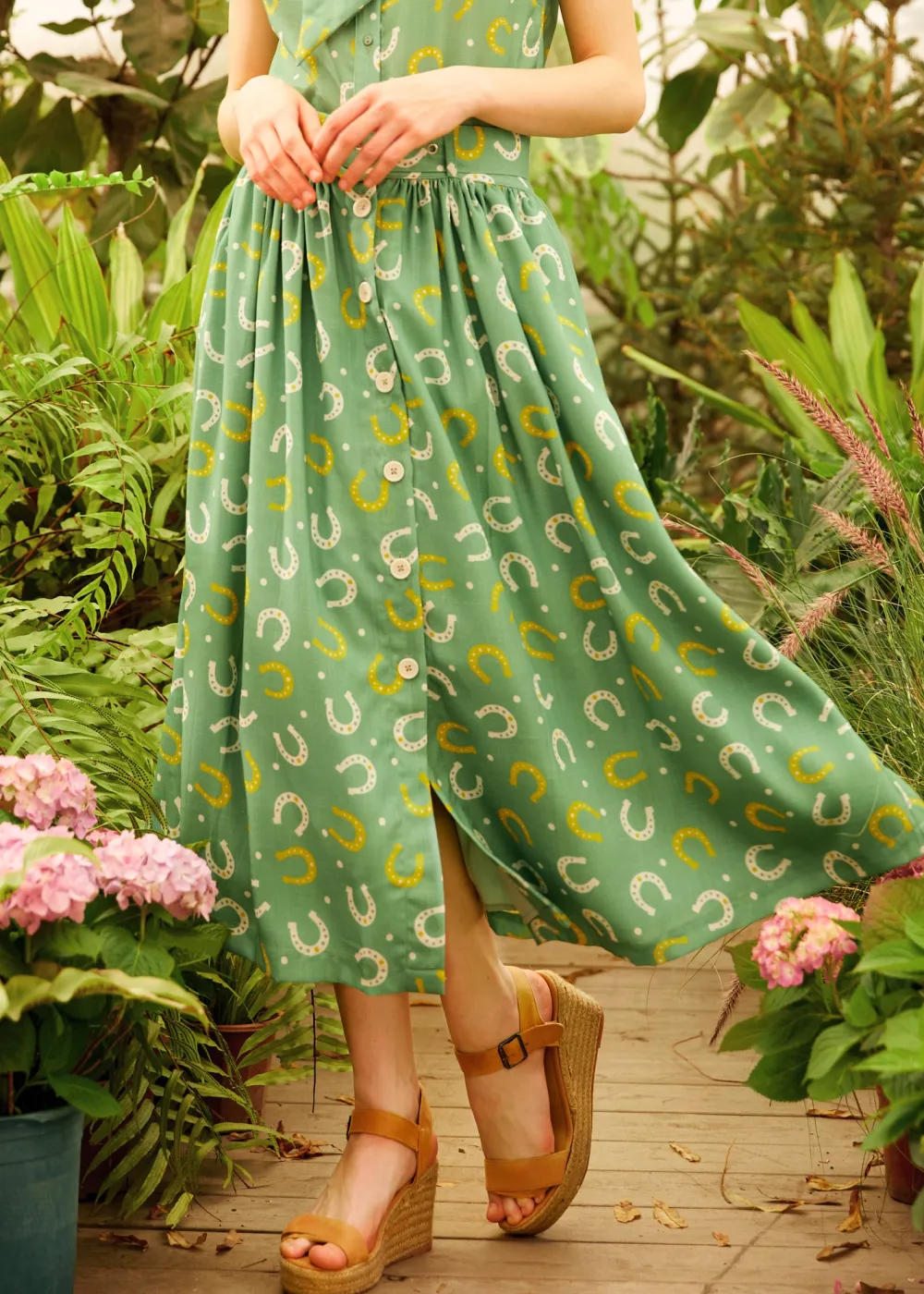 Golden Hour Glide Skirt Green Horseshoe Sale