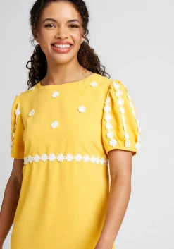 CREATIVE DESIGN CONSULTANTS LIMITED How Sweet It Is Shift Dress Yellow Floral New