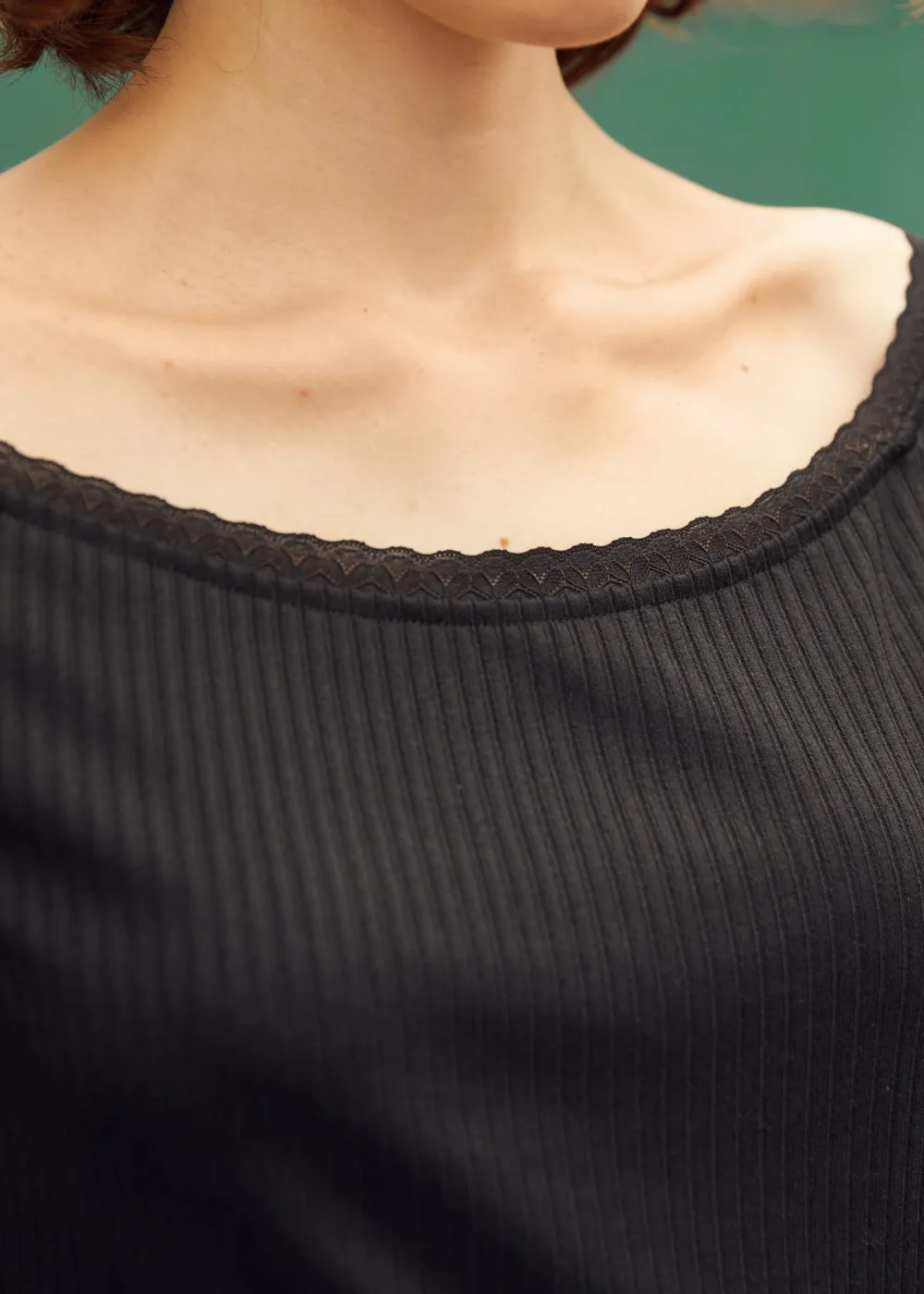 Lace by Day Marilyn Neck Tee Black Outlet