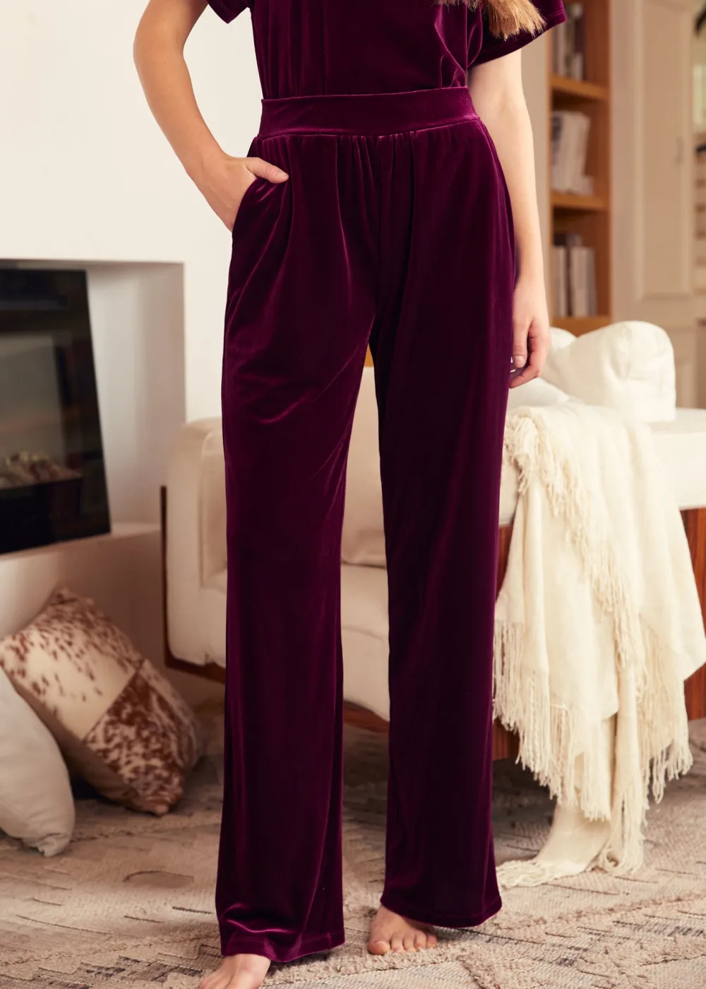 Living It Up Wide Leg Pants Rich Raisin Sale