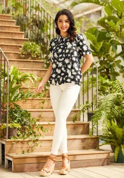 ModCloth Made For Merriment Button-Up Top Bumble Bees Bloom Sale