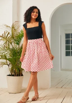 BTC More than Charming Skirt Red Dot Discount