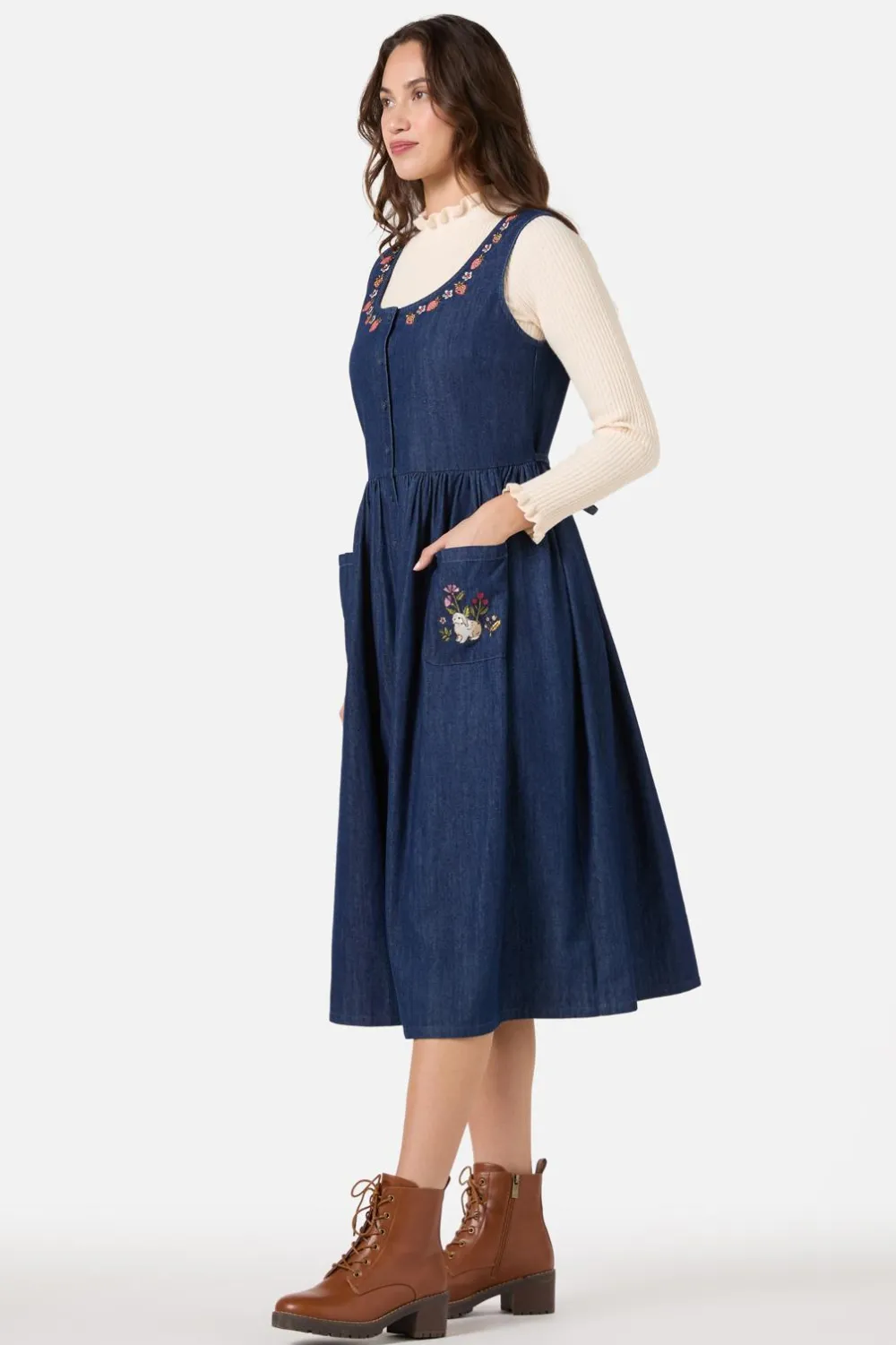 Rabbit Embroidered Denim Dress Best