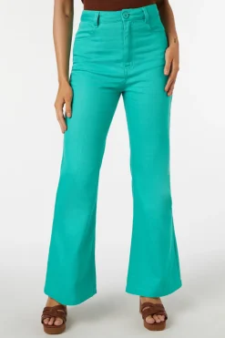 Renee Flare Jean Hot