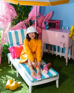 Smiley Face Daisy Sheer Crew Sock Sale