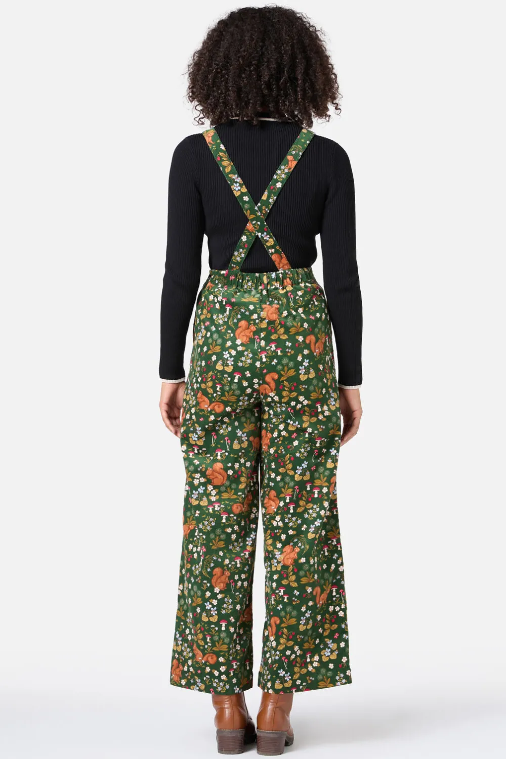 Squirrel Away Cord Overall Outlet