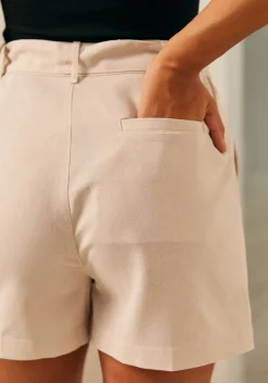 Summertime Serenade Shorts Linen New