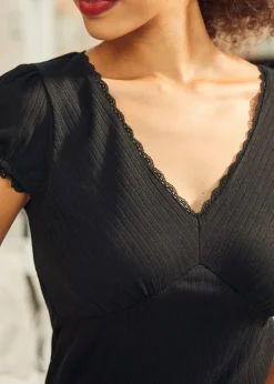 The Lovely in Lace Tee Midnight Macaron Discount