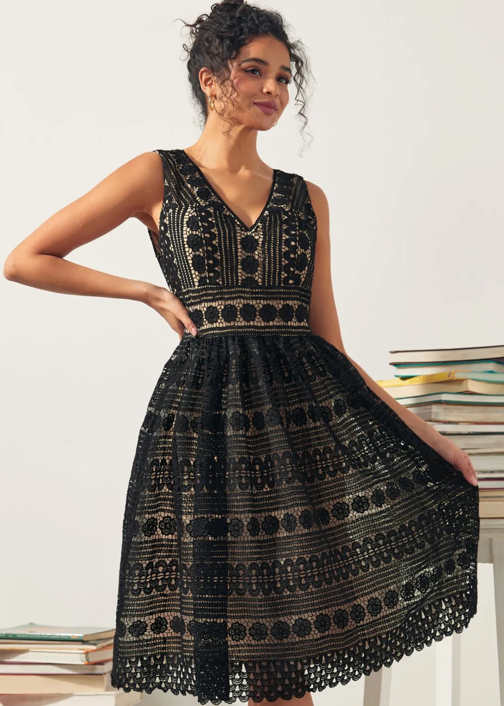 The Vivienne V-Neck Dress Black Lace Hot