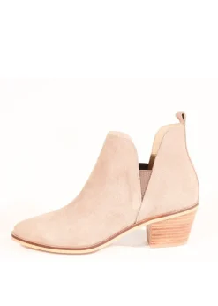 William Heeled Chelsea Boots Discount